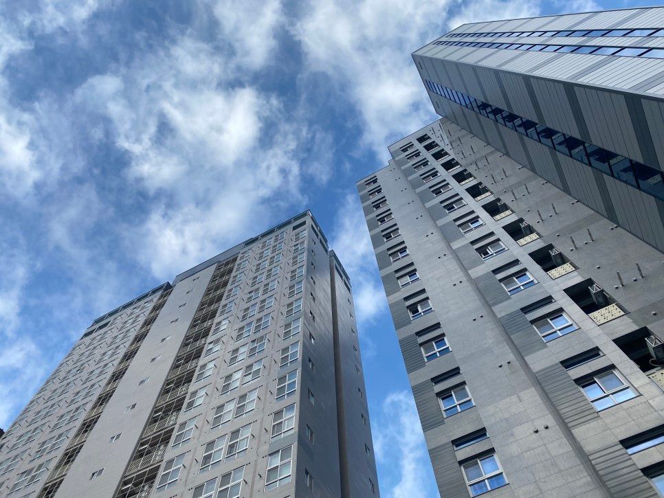 아파트 하자보수 소송의 책임을 묻도록 4