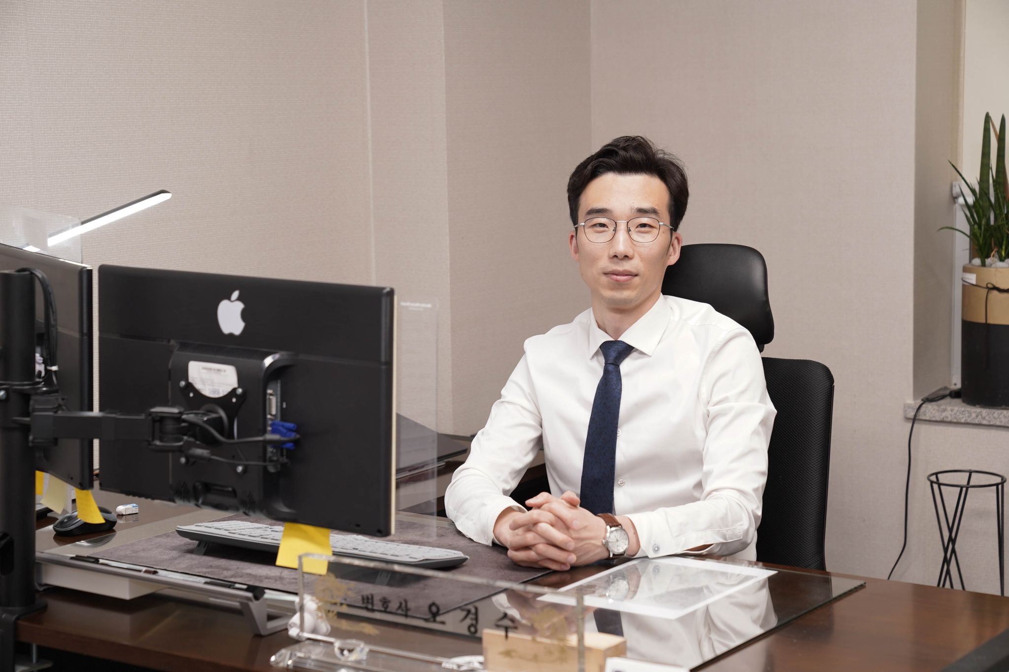 법무사, 행정사 그리고 변호사 | 로톡