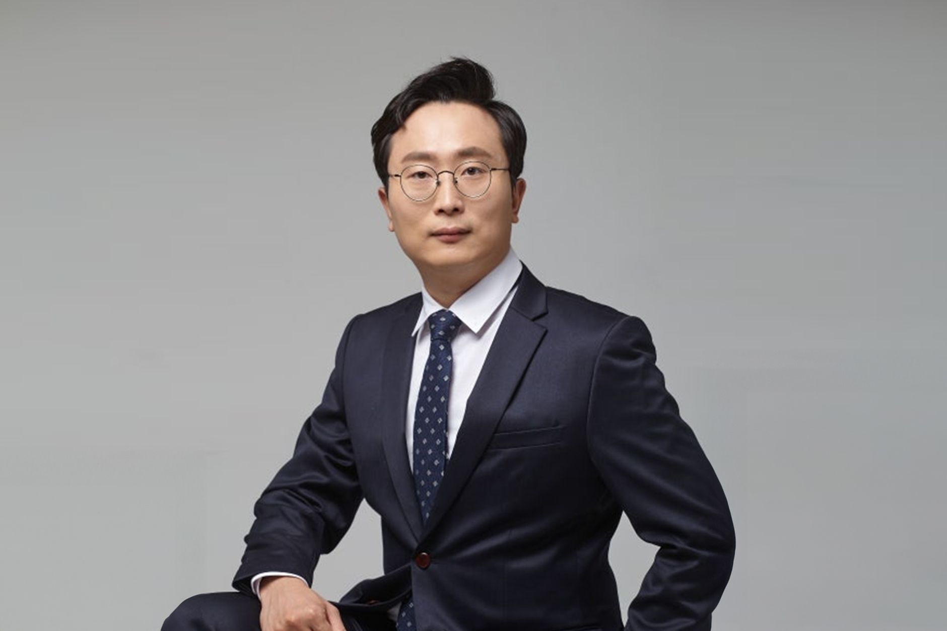 인스타그램 로맨스 스캠 피해와 신고 가능성 | 디지털 성범죄 상담사례 | 로톡